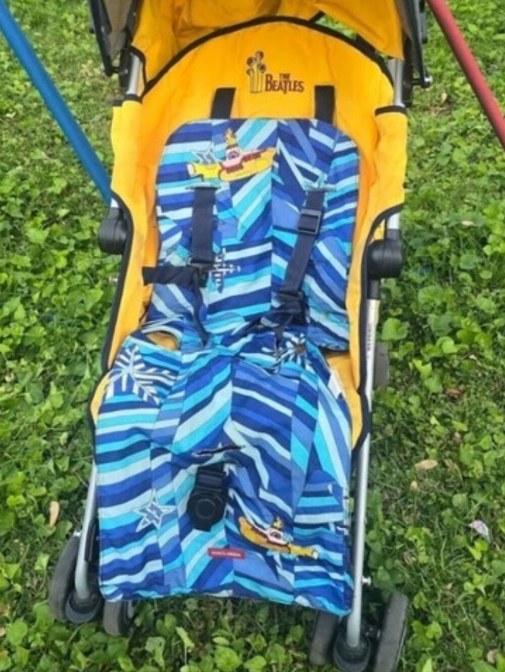 Rare Maclaren Quest The Beatles Yellow Submarine Special Edition Stroller - Picture 9 of 15